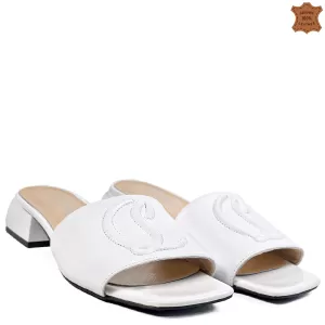 Дамски елегантни чехли от естествена кожа в бял цвят 21637-2