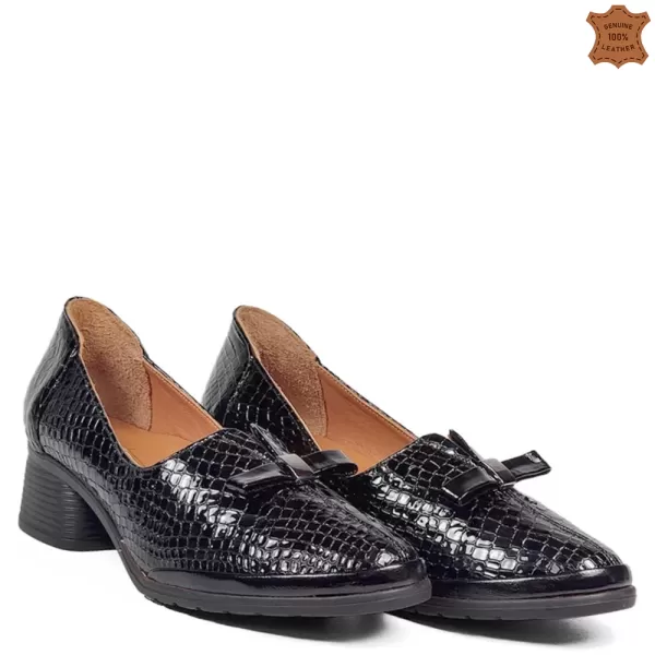 Лачени черни дамски ежедневни обувки 21012-1