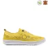 Дамски ежедневни обувки с равна подметка в жълт цвят 21233-4