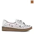 Летни дамски равни обувки от естествена кожа в бяло 21264-1