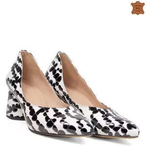 Дамски елегантни обувки от ефектна кожа в бяло и черно 21477-2