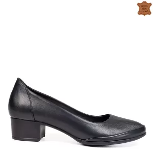 Черни кожени дамски елегантни обувки с нисък ток 2...