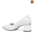 Елегантни дамски обувки от естествена кожа в бяло 21493-2