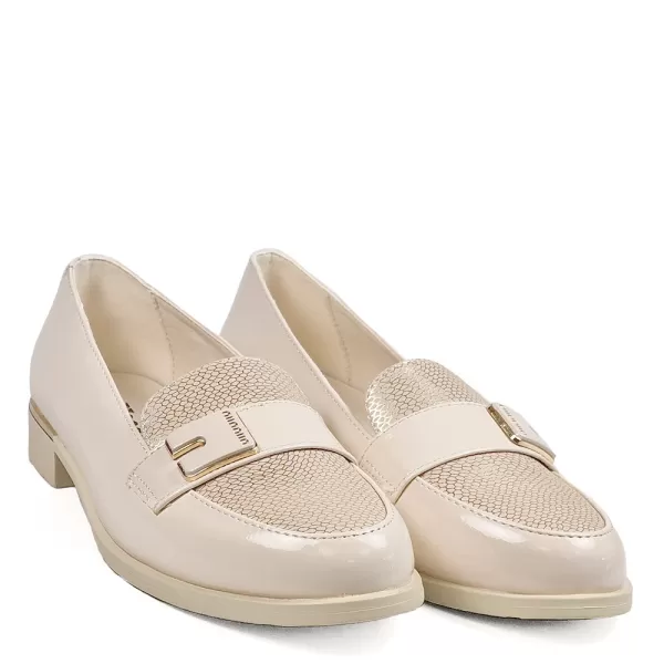 Дамски ежедневни обувки от еко лак в бежов цвят 21506-2