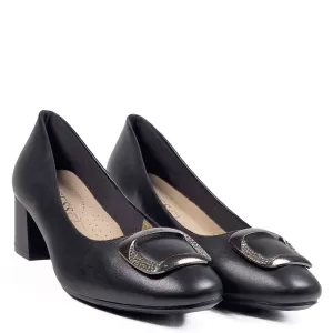 Черни дамски обувки с ефектна тока 21511-1...