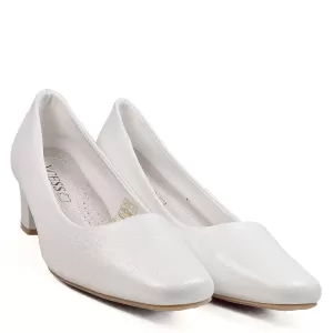 Дамски обувки от ефектна бяла еко кожа 21512-2...
