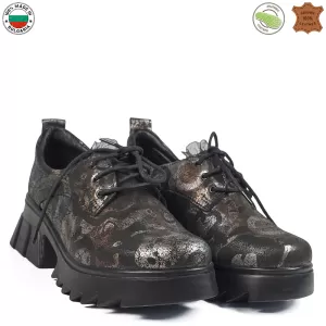 Български черни дамски обувки с цветен принт 21520-4