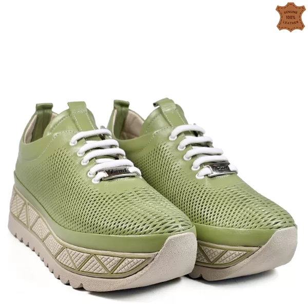Зелени пролетни дамски спортни обувки от естествена кожа 21531-3