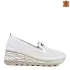 Бели дамски пролетни обувки на платформа 21532-2