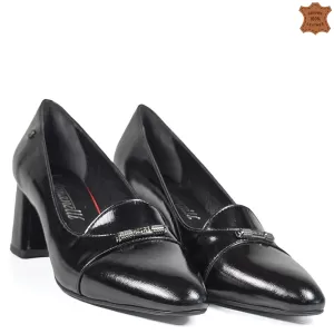 Елегантни дамски обувки от естествен лак в черно н...