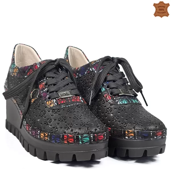 Дамски пролетно летни обувки в черно с модерен принт 21541-6