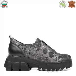 Български ежедневни дамски обувки в платинен цвят 21552-2