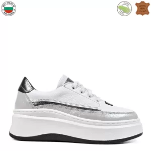 Български дамски спортни обувки в бяло от кожа и сатен 21553-2