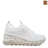 Бели спортни дамски кожени обувки на платформа 21560-2