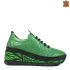 Зелени спортни дамски кожени обувки на платформа 21560-3