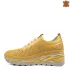 Жълти спортни дамски кожени обувки на платформа 21560-5