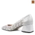 Дамски елегантни обувки с нисък ток в сребрист цвят 21561-2