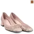 Дамски елегантни обувки с нисък ток в бледо розов ...