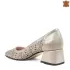Дамски елегантни обувки с нисък ток в златист цвят 21561-4