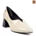 Бежови дамски елегантни обувки със среден ток 21563-2