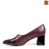 Дамски елегантни обувки със среден ток в бордо 21563-3