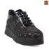 Дамски обувки от ефектна кожа в черен цвят на платформа 21592-3