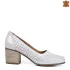 Ежедневни дамски обувки в бял цвят на среден ток 21608-3