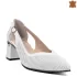 Елегантни дамски пролетни обувки в бяло на среден ток 21620-1