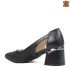 Елегантни дамски пролетни обувки в черно на среден ток 21620-2