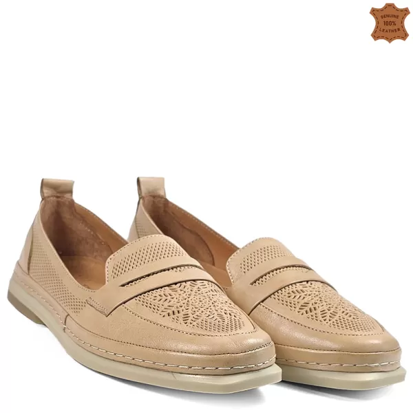 Дамски обувки тип мокасини от естествена кожа в бежово 21629-5