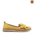 Дамски ежедневни обувки в жълто с кожено цвете 21630-5