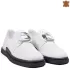 Дамски пролетни обувки в бял цвят от естествена ко...