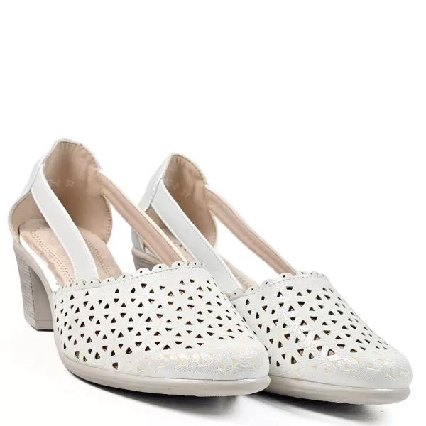 Дамски пролетно летни обувки от еко сатен в бяло 21651-2