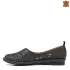 Ниски дамски пролетно летни кожени обувки в черно 21671-1