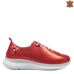 Дамски ежедневни обувки от ефектна кожа в червен ц...