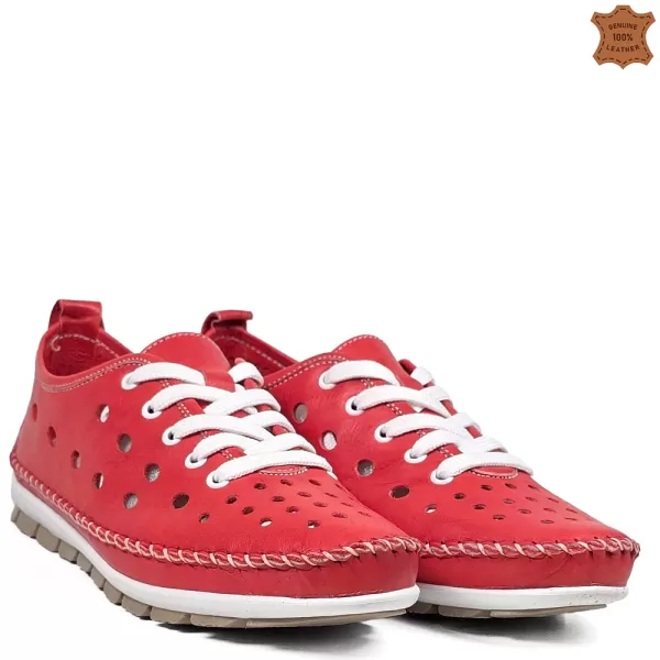 Дамски равни летни обувки в червен цвят 24042-3