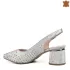 Елегантни дамски сандали от ефектна кожа в сребрист цвят 21327-4