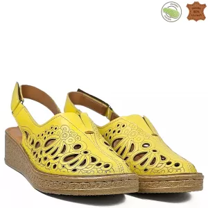 Жълти дамски сандали от естествена кожа с перфорация 21556-4