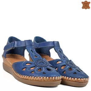 Дамски сандали от естествена кожа с перфорация в синьо 21674-2