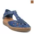 Дамски сандали от естествена кожа с перфорация в синьо 21674-2