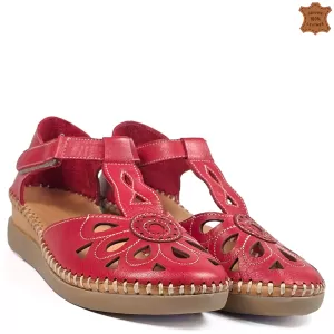 Дамски сандали от естествена кожа с перфорация в червено 21674-4