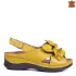 Жълти дамски сандали с голямо цвете на платформа 23993-4