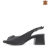Черни кожени дамски ежедневни сандали с аксесоар 24195-2