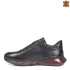 Спортни мъжки обувки от ефектна естествена кожа в черно 13292-1