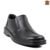 Ежедневни мъжки кожени обувки в черно с ластик 13309-1