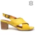 Жълти дамски сандали на ток от естествена кожа
