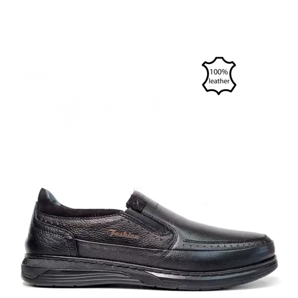 Мъжки обувки от естествена кожа без връзки в черно