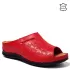 Дамски чехли от естествена кожа на платформа в червено