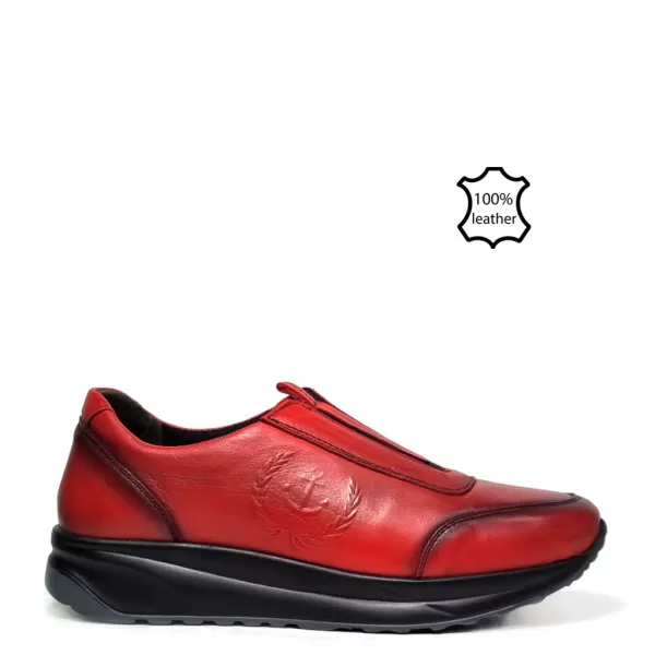 Дамски спортни обувки в червен цвят 21044-2