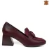 Елегантни дамски обувки от ефектна кожа в бордо 21460-2